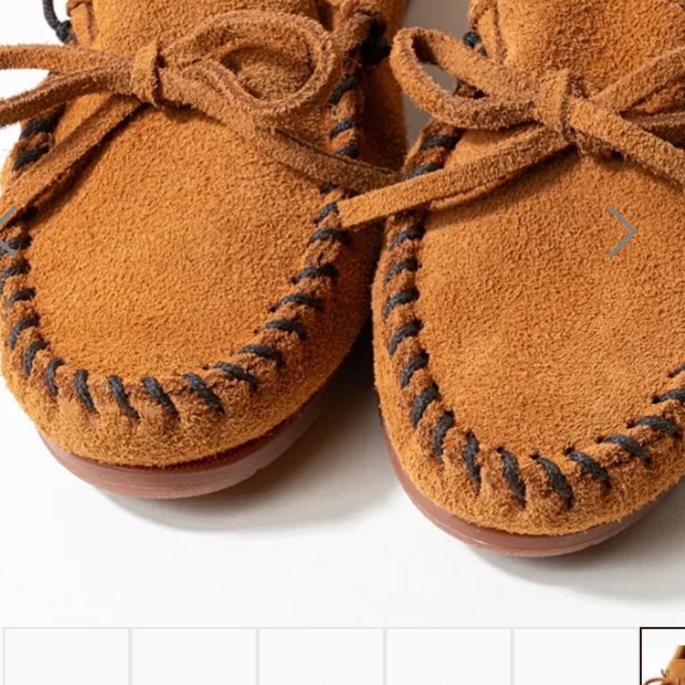 Minnetonka women’s Tie Slip On 8.5 - Picture 6 of 6